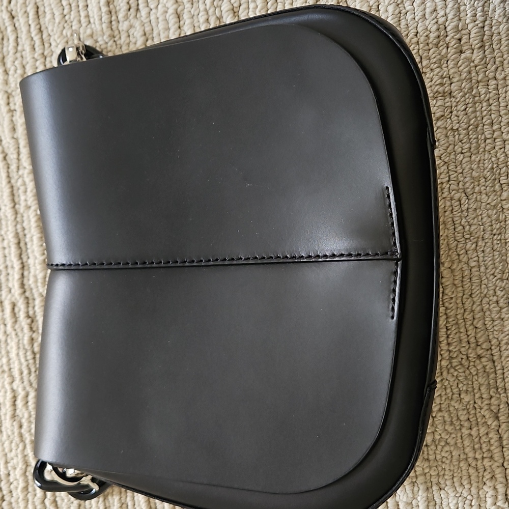 Gianni Chiarini Helena Round Black Crossbody Bag with Wide Brown-Trim Strap - Picture 11 of 16